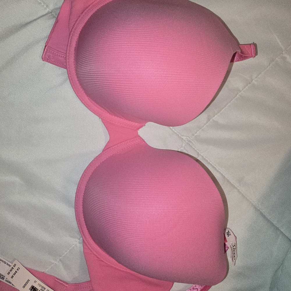 Victoria's Secret Vibrant Pink Bra